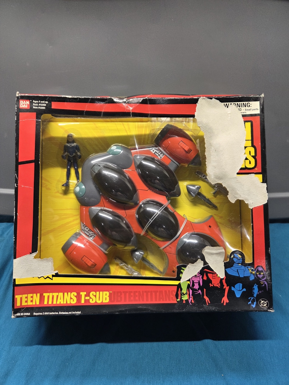 Rare TEEN TITANS T-SUB DC Bandai 2004 Firing Action Toy